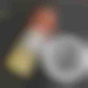 Leder- en houtverzorging die glans herstelt | REVIVAPRO